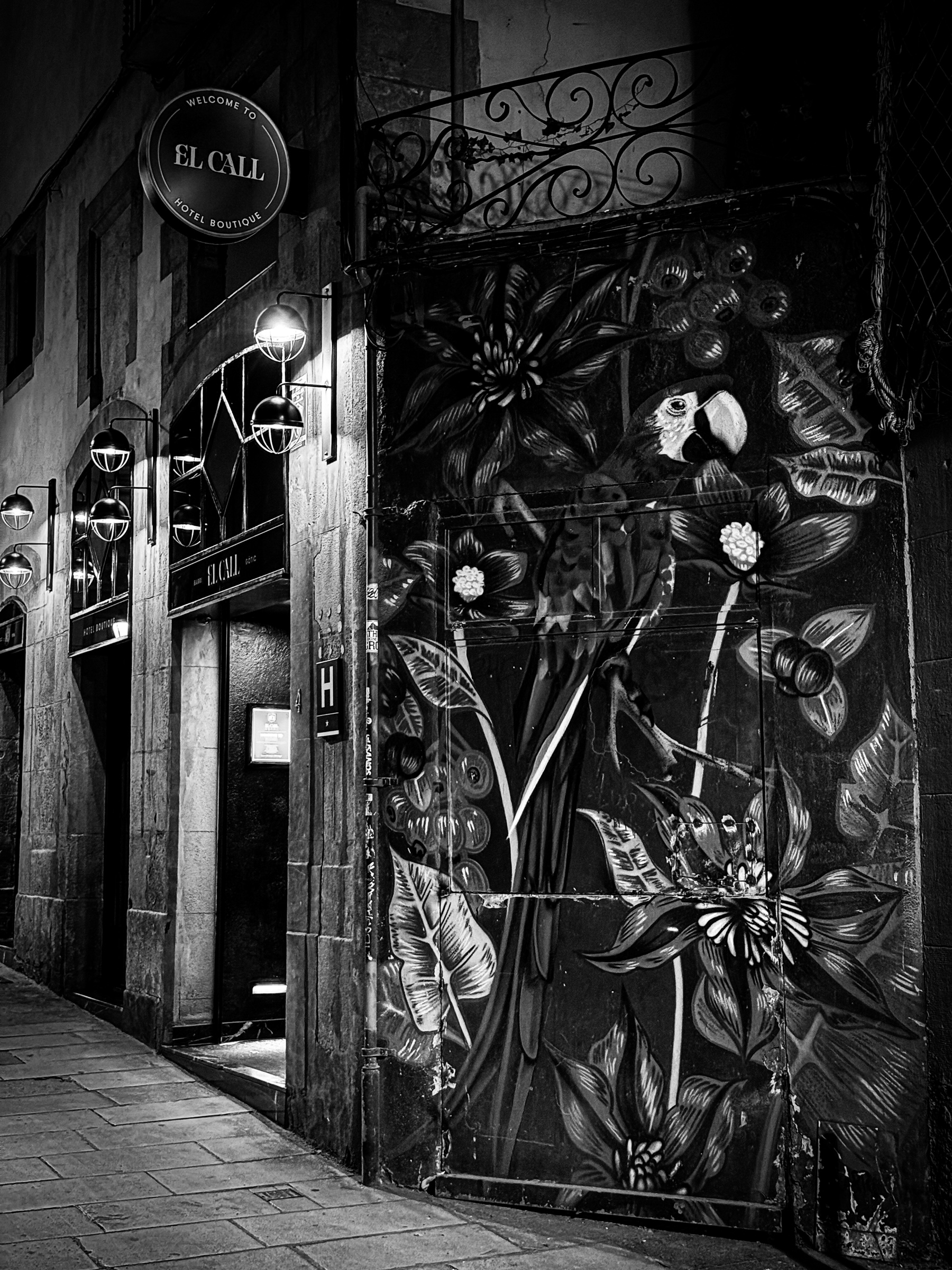 El Call Hotel Boutique with mural