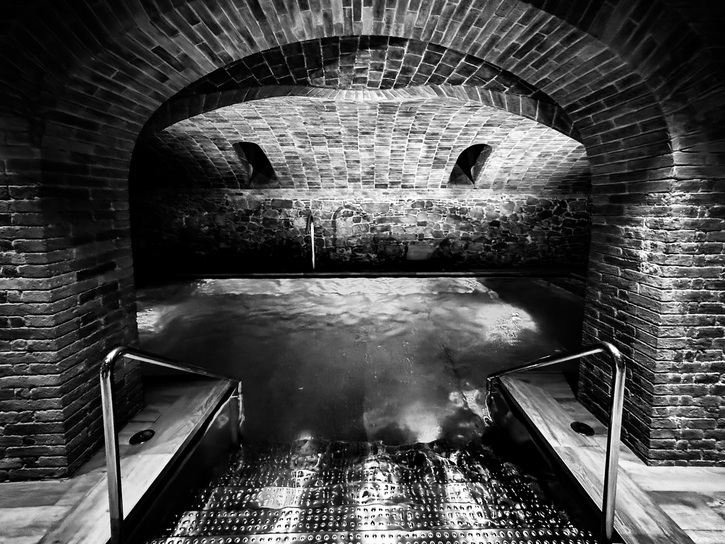 Underground pool